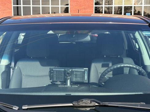 Used 2011 Kia Sorento LX image 5