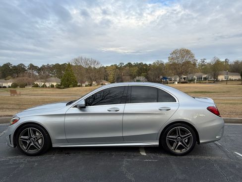 Used 2019 Mercedes-Benz C 300 Sedan image 1