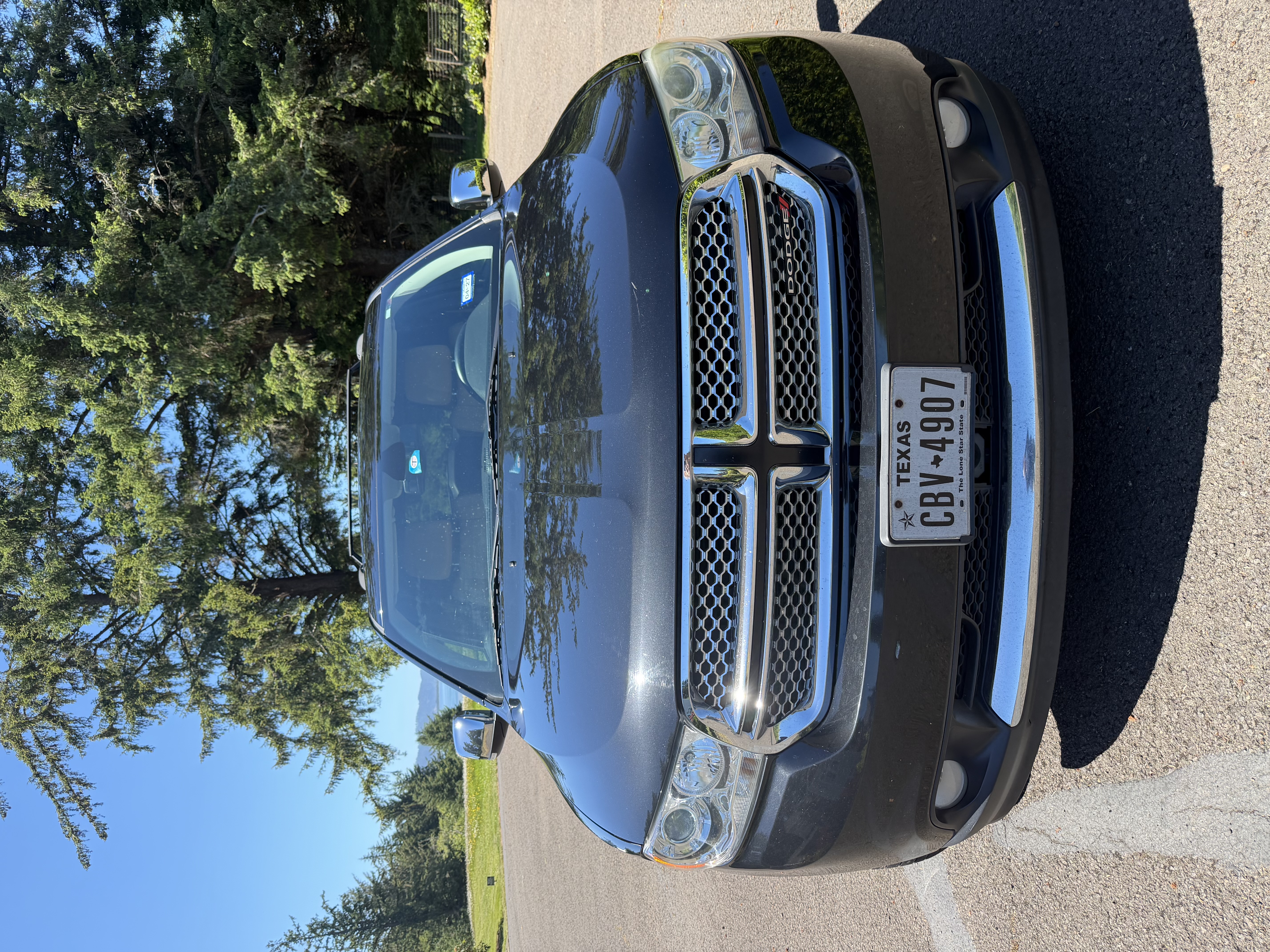 Used 2013 Dodge Durango Citadel w/ Technology Group AWD/4WD image 2