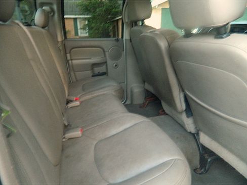 Used 2004 Dodge Ram 3500 Truck SLT w/ Sport Appearance Group image 11