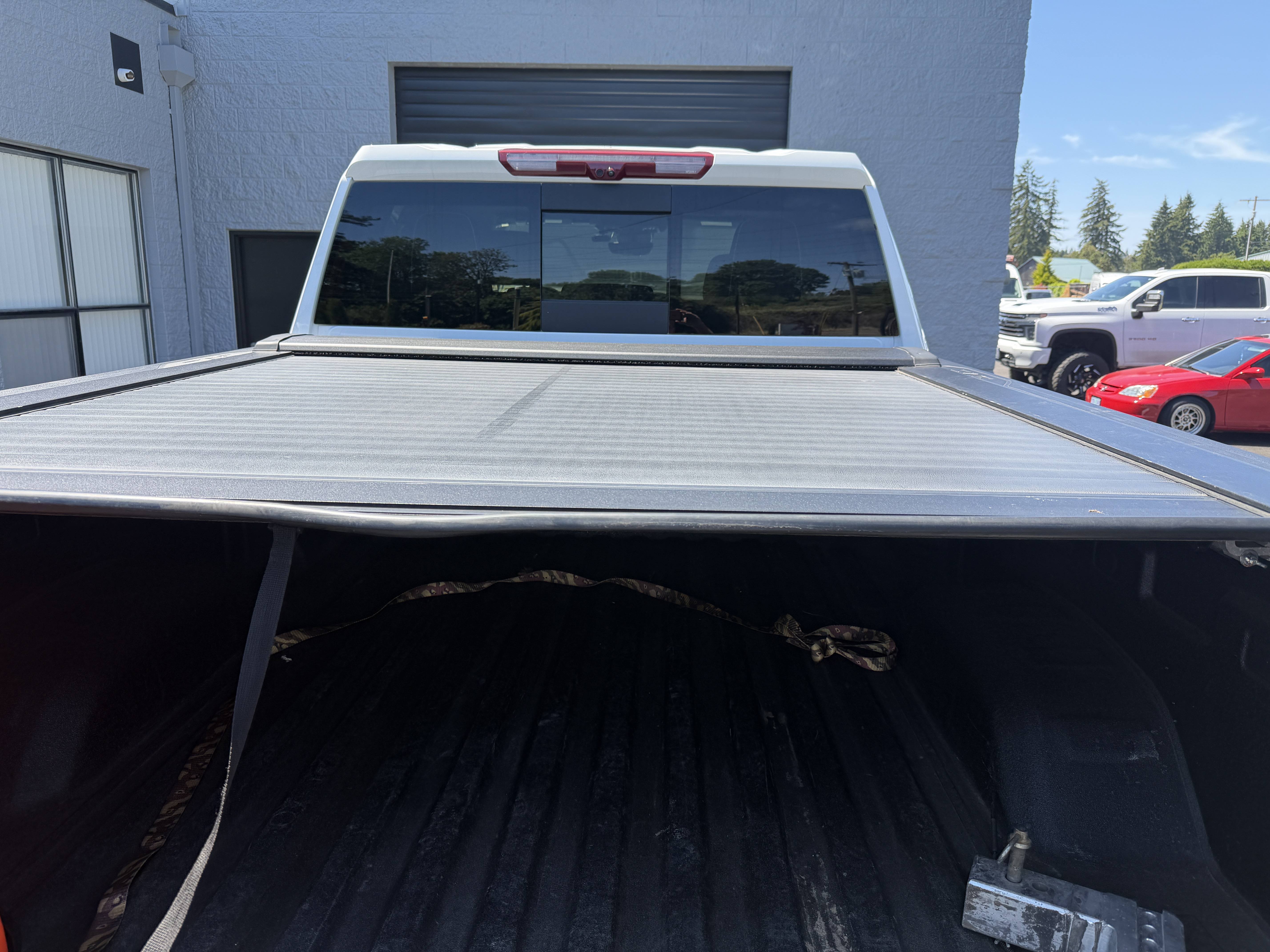 Used 2024 GMC Sierra 2500 Denali Ultimate AWD/4WD image 4