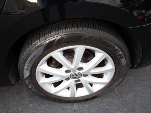 Used 2015 Volkswagen Jetta SE image 18