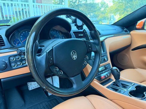 Used 2016 Maserati GranTurismo MC RWD image 11