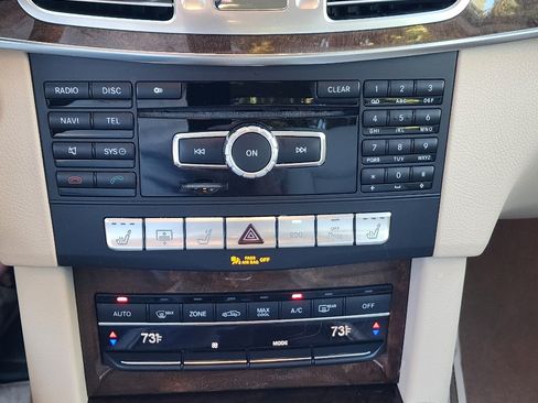 Used 2014 Mercedes-Benz E 350 Sedan image 6