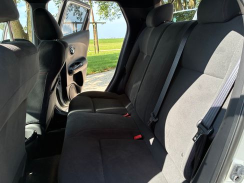 Used 2014 Nissan Juke NISMO FWD image 11