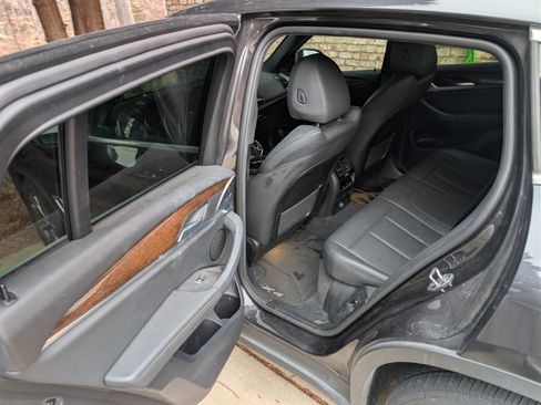 Used 2019 BMW X4 xDrive30i w/ Convenience Package image 7