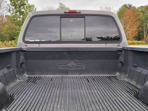 Used 2003 Ford F350 Lariat image 12