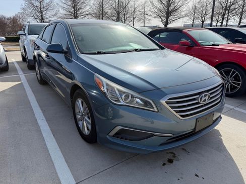 Used 2017 Hyundai Sonata SE image 11