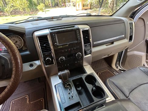 Used 2011 RAM 1500 Laramie Longhorn image 10