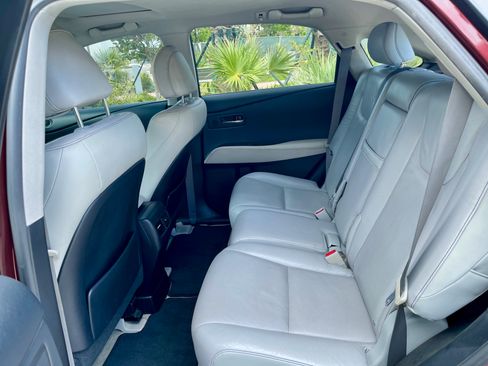 Used 2013 Lexus RX 450h FWD image 18