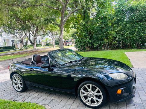 Used 2015 MAZDA MX-5 Miata Grand Touring w/ Premium Package RWD image 12