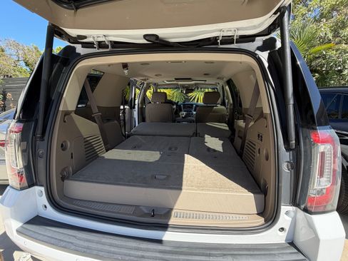 Used 2020 GMC Yukon SLT w/ Open Road Package RWD image 17