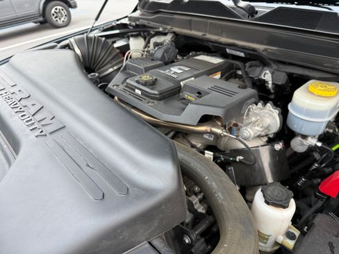 Used 2022 RAM 2500 Tradesman AWD/4WD image 11