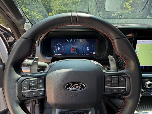 Used 2025 Ford F150 Raptor AWD/4WD image 14
