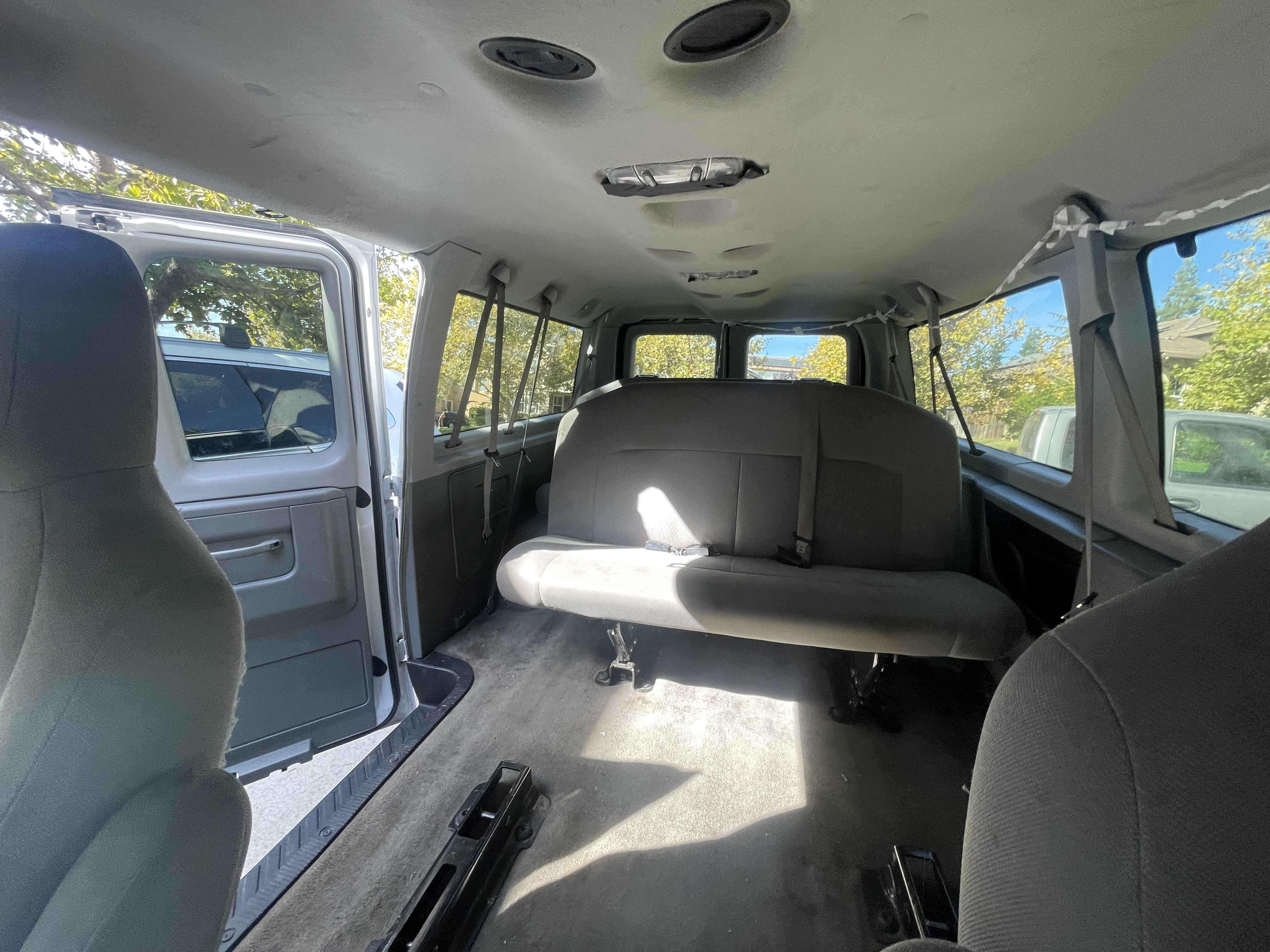 Used 2014 Ford E-350 and Econoline 350 XLT RWD image 14