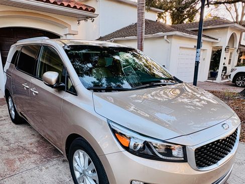 Used 2015 Kia Sedona EX w/ EX Premium Package image 8