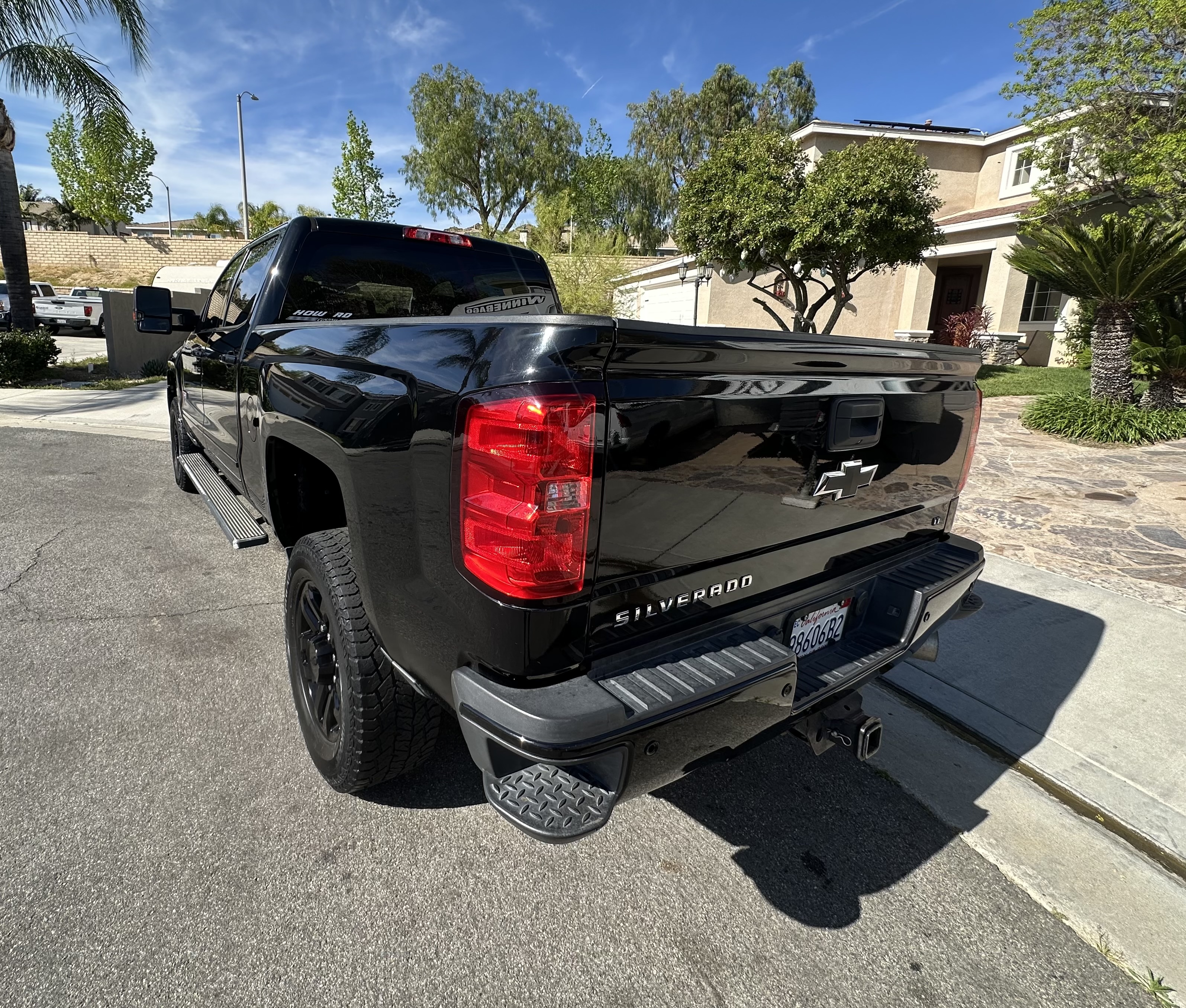 Used 2016 Chevrolet Silverado 2500 LT w/ Midnight Edition AWD/4WD image 6