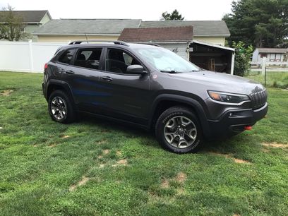 Used 2019 Jeep Cherokee Trailhawk w/ Cold Weather Group