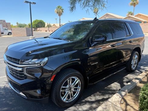 Used 2021 Chevrolet Tahoe LT RWD image 1