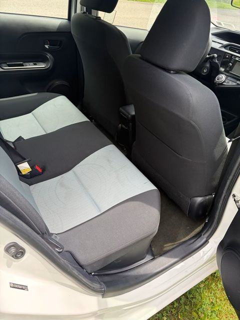 Used 2015 Toyota Prius C Two FWD image 10