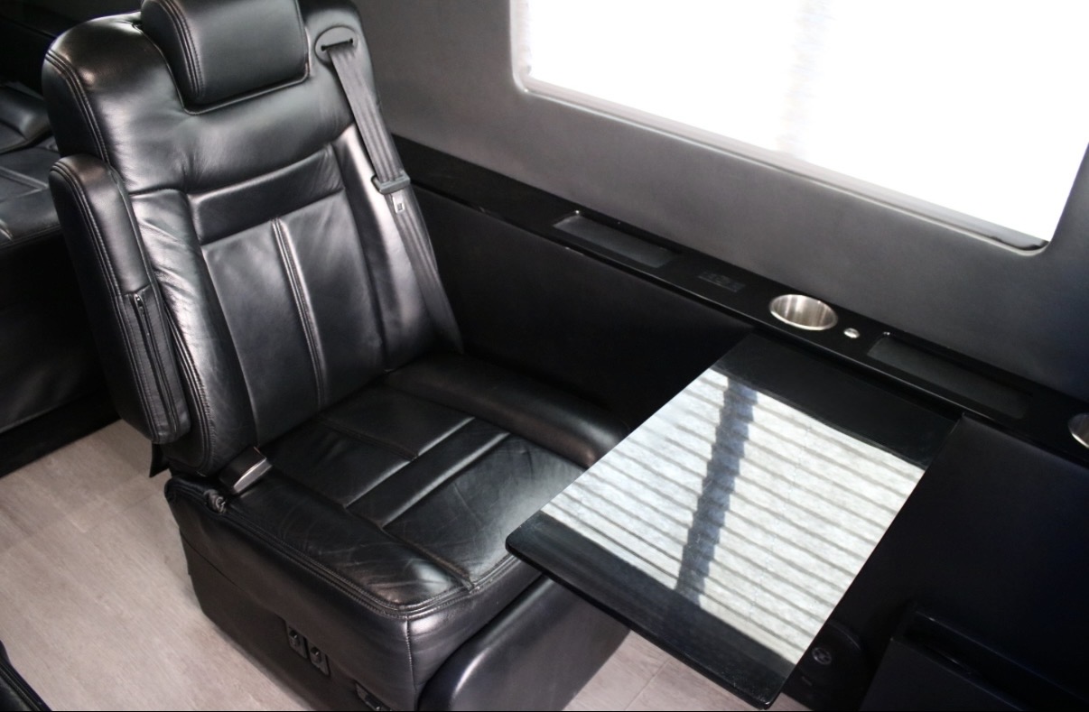Used 2021 Mercedes-Benz Sprinter 2500 image 4