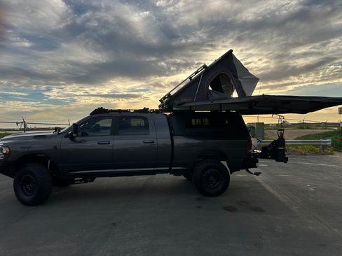 Used 2022 RAM 2500 Big Horn w/ Night Edition image 10