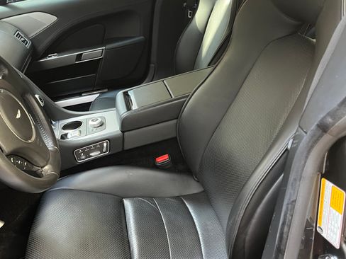Used 2011 Aston Martin Rapide Luxe image 9