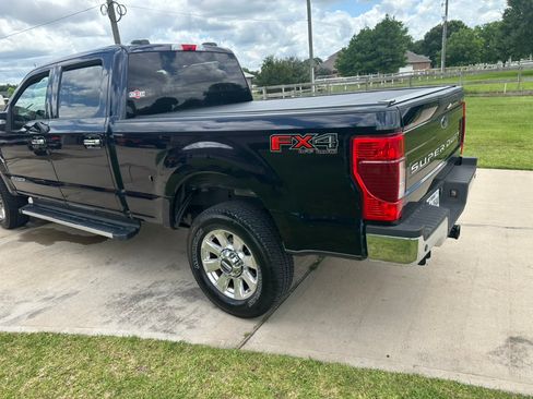 Used 2021 Ford F250 XLT w/ XLT Premium Package AWD/4WD image 12