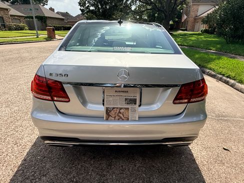 Used 2014 Mercedes-Benz E 350 Sedan image 6
