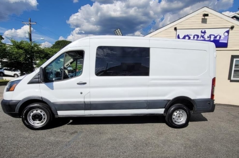 Used 2016 Ford Transit 250 148 Medium Roof RWD image 1