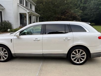 Used 2010 Lincoln MKT AWD