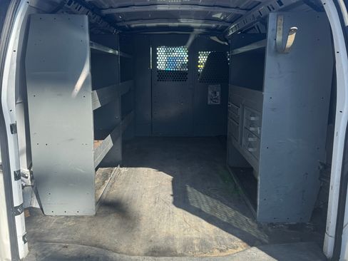 Used 2008 GMC Savana 2500 image 6