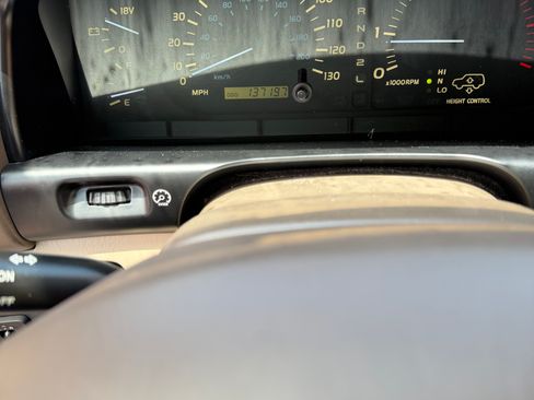 Used 2000 Lexus LX 470 4WD image 11