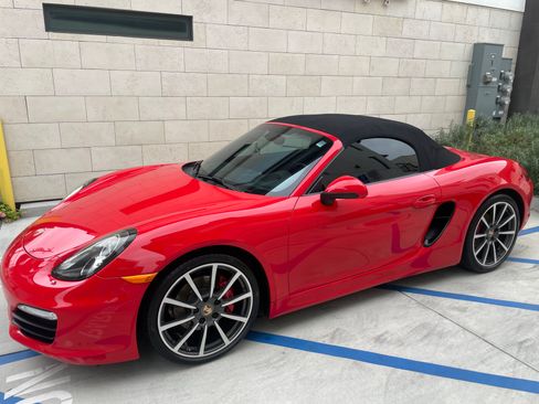 Used 2014 Porsche Boxster S RWD image 2