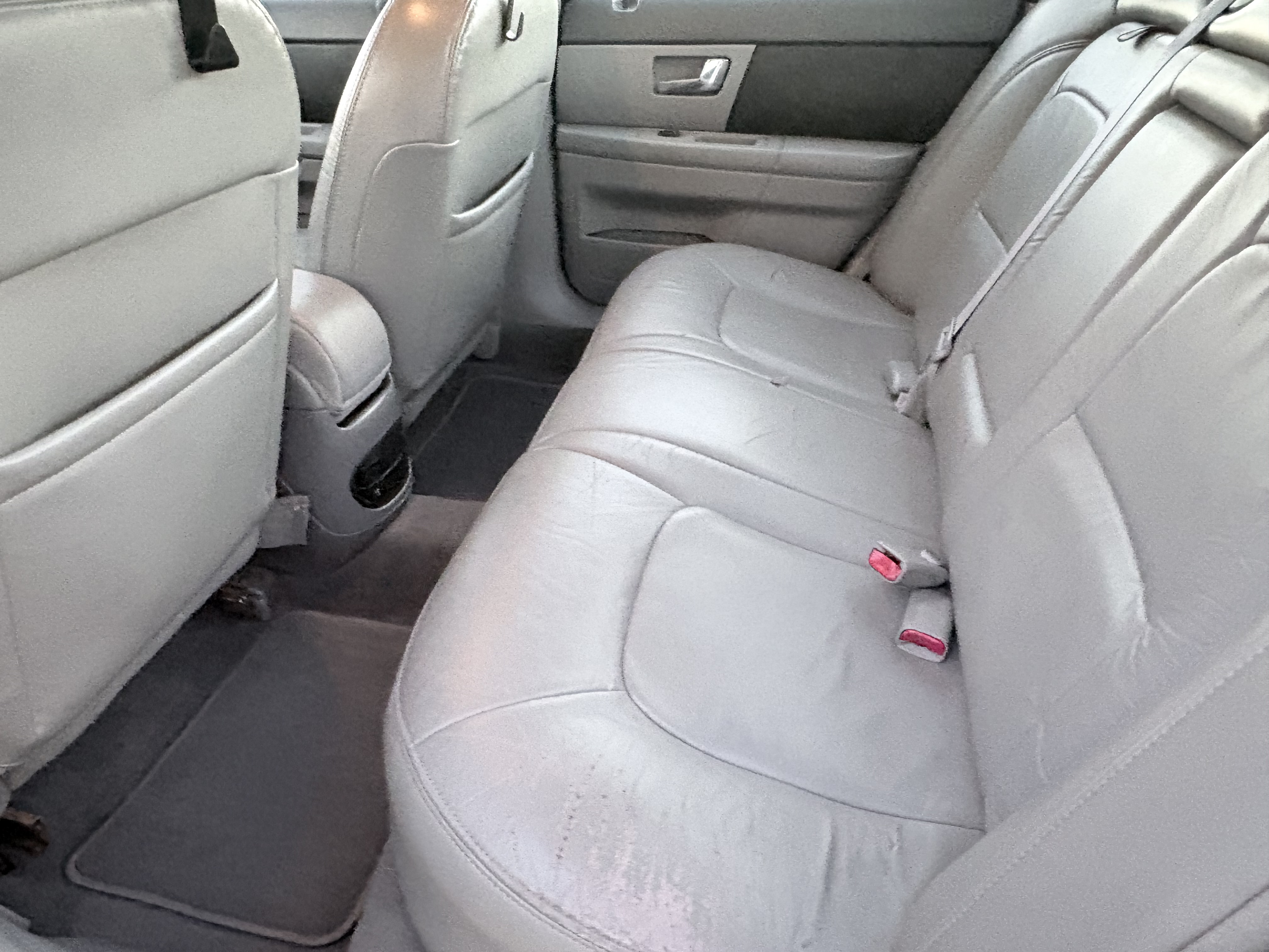 Used 2000 Ford Taurus SEL FWD image 10