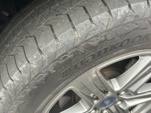 Used 2020 Ford F150 Lariat image 14