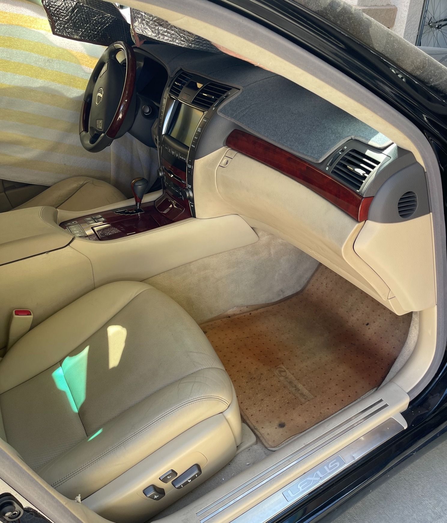 Used 2008 Lexus LS 460 L RWD image 10