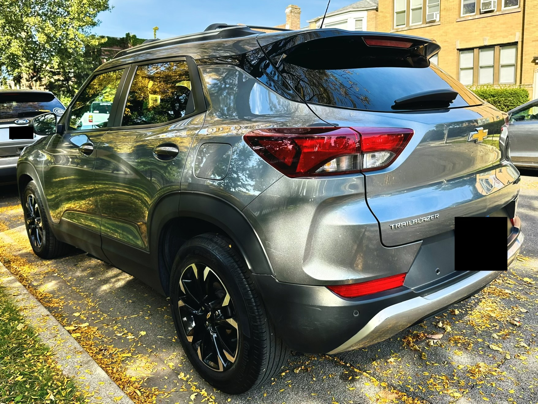 Used 2021 Chevrolet TrailBlazer LT w/ Convenience Package FWD image 9
