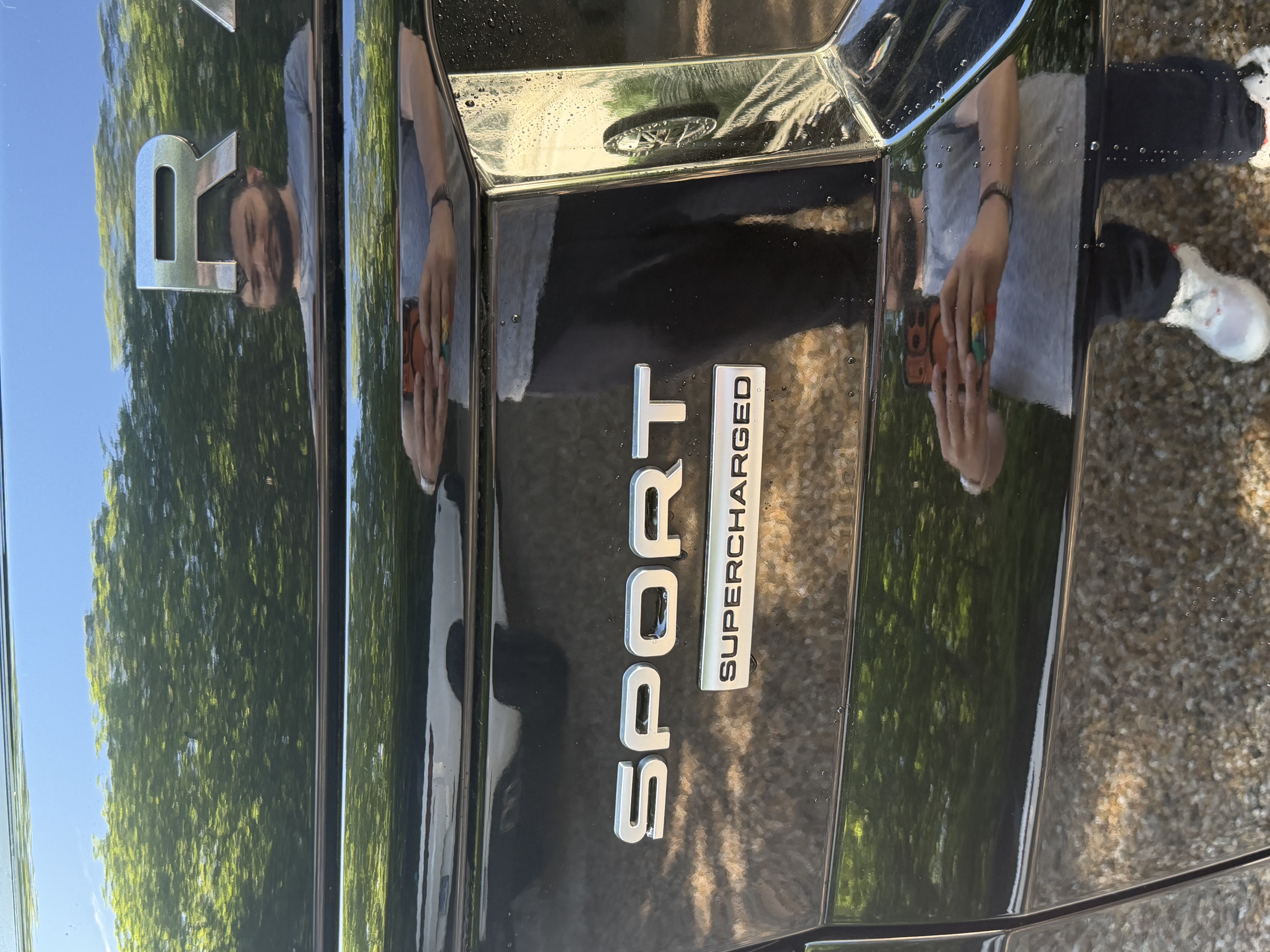 Used 2019 Land Rover Range Rover Sport Supercharged AWD/4WD image 6