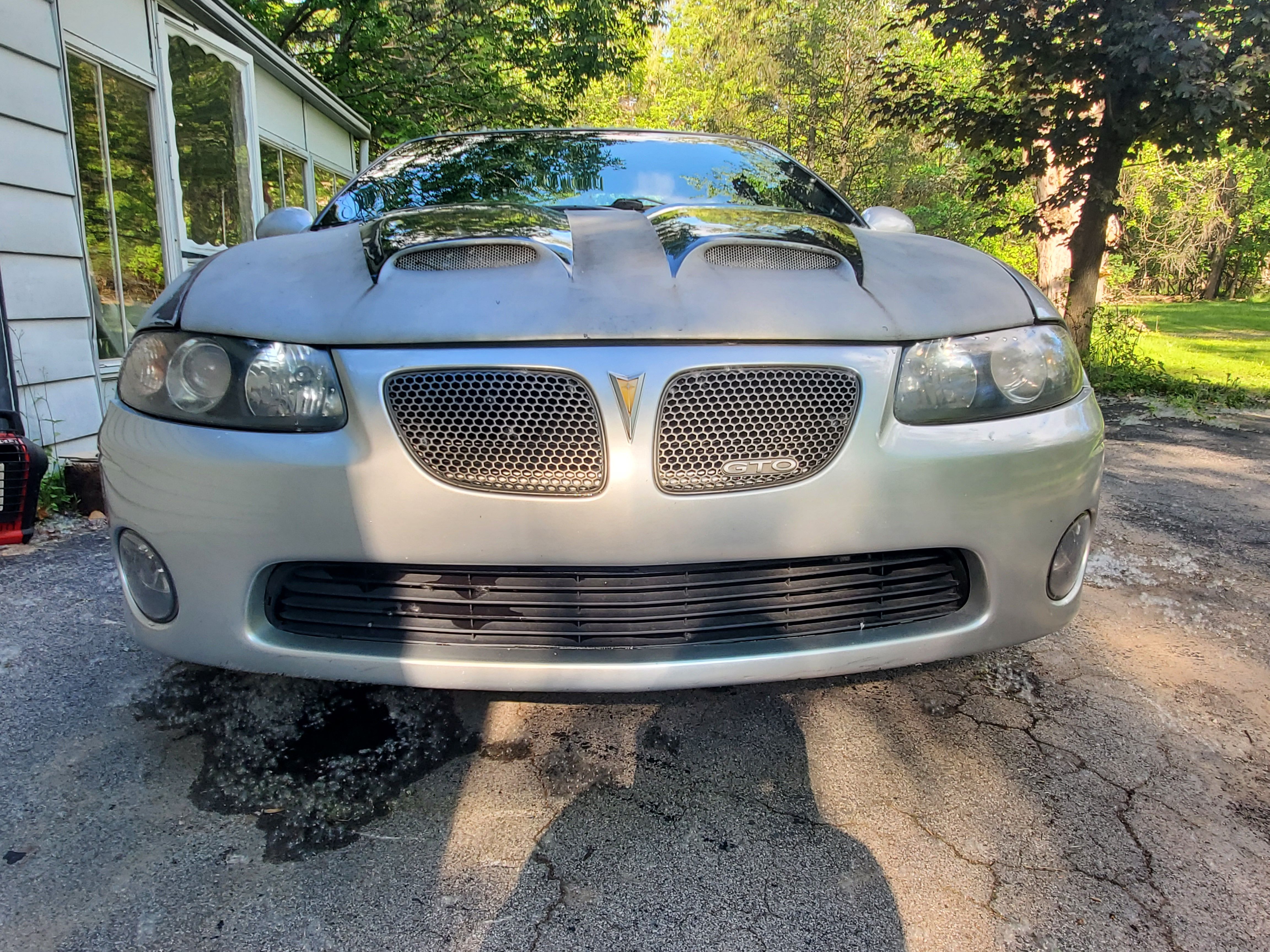 Used 2005 Pontiac GTO RWD image 2