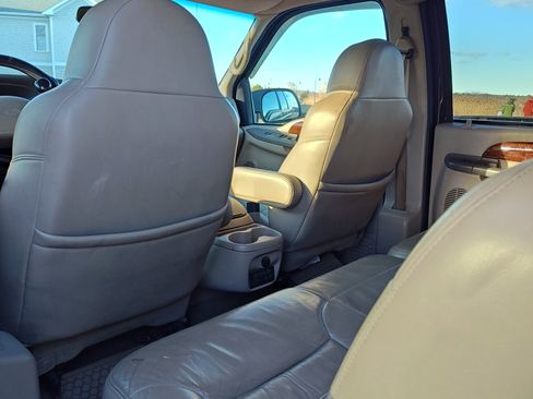 Used 2001 Ford Excursion Limited image 13