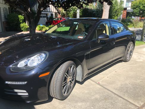 Used 2016 Porsche Panamera 4 Edition AWD/4WD image 2