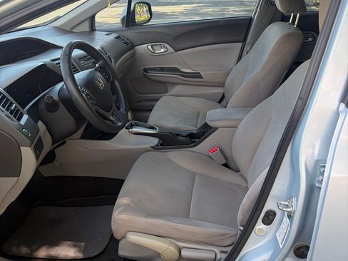 Used 2012 Honda Civic LX image 9