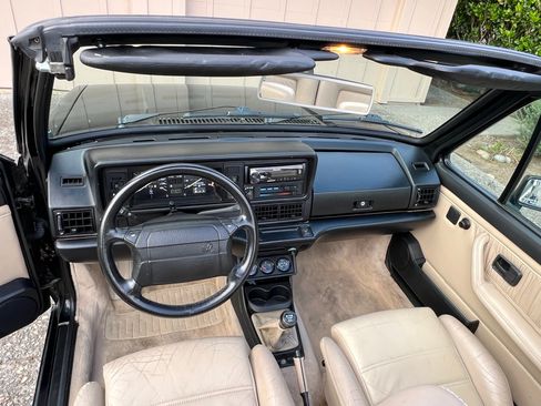 Used 1993 Volkswagen Cabriolet Classic FWD image 15