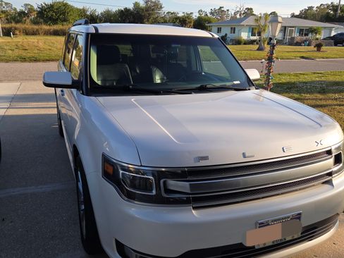 Used 2013 Ford Flex Limited image 1