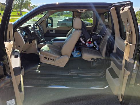 Used 2013 Ford F150 Lariat w/ Mid Equipment Group image 12