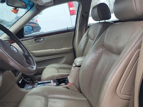 Used 2006 Cadillac DTS image 16