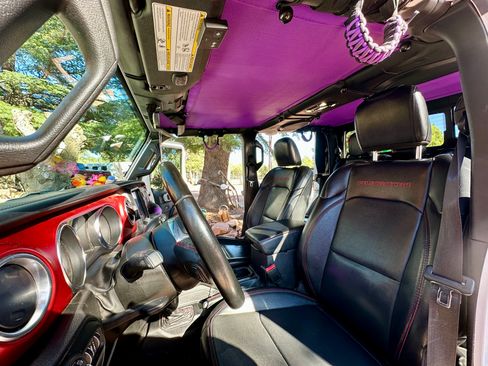 Used 2022 Jeep Gladiator Rubicon w/ Trailer Tow Package image 14