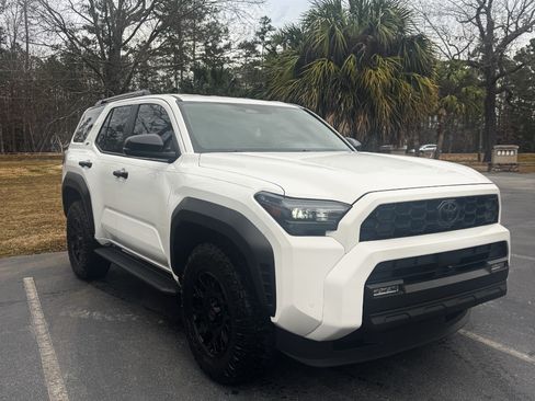 Used 2025 Toyota 4Runner 4WD image 1