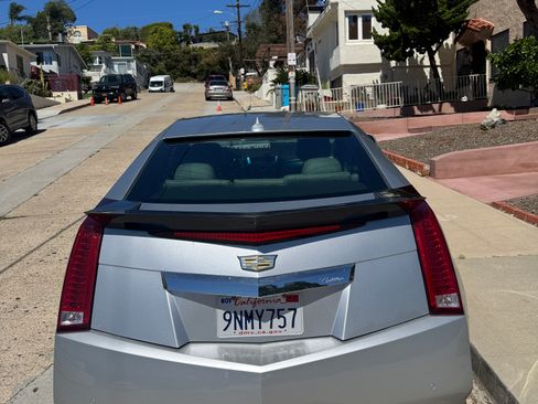 Used 2013 Cadillac CTS Coupe image 5